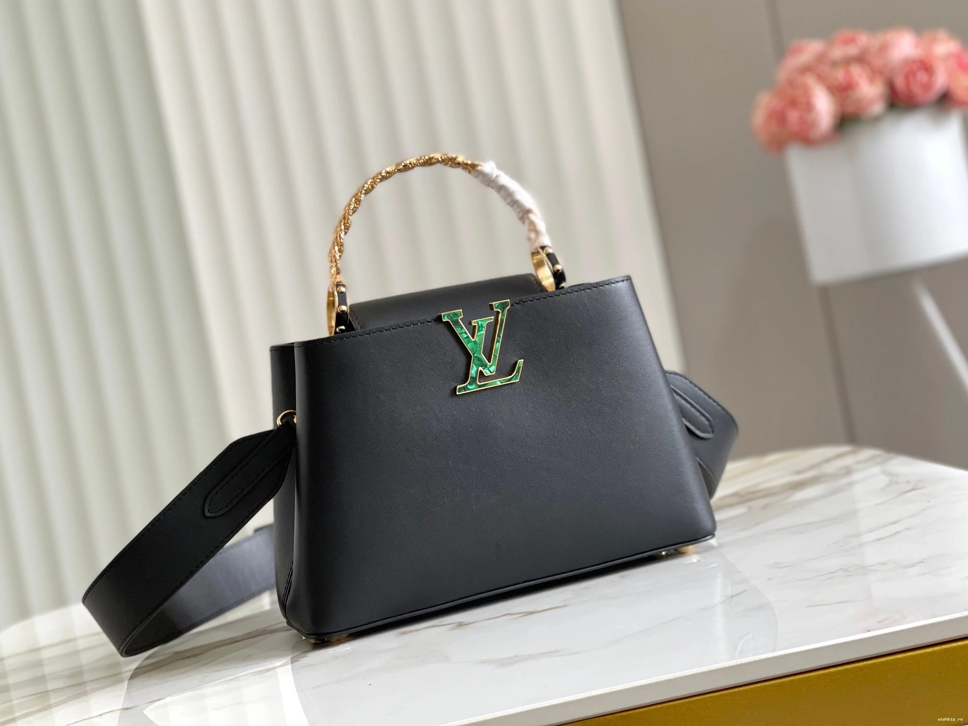WIS BB LOUIS CAPUCINES VUITTON 0811